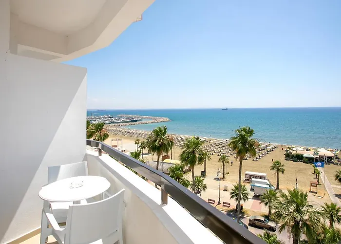 Les Palmiers Beach Boutique Hotel & Luxury Apartments Larnaca foto