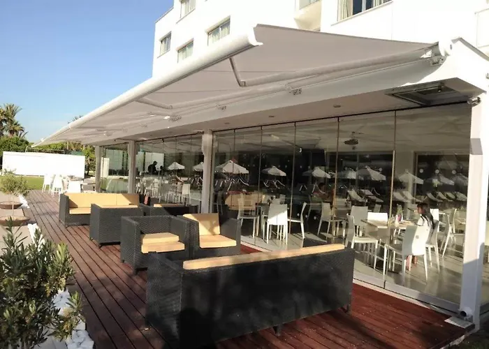 Frixos Suites Hotel Apts Voroklini photo