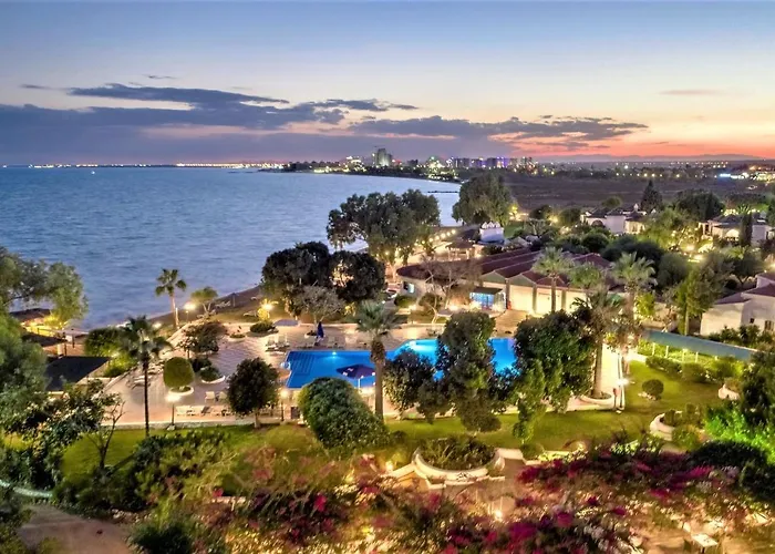 Merit Cyprus Gardens Seafront Resort & Beach & Casino Trikomo photo