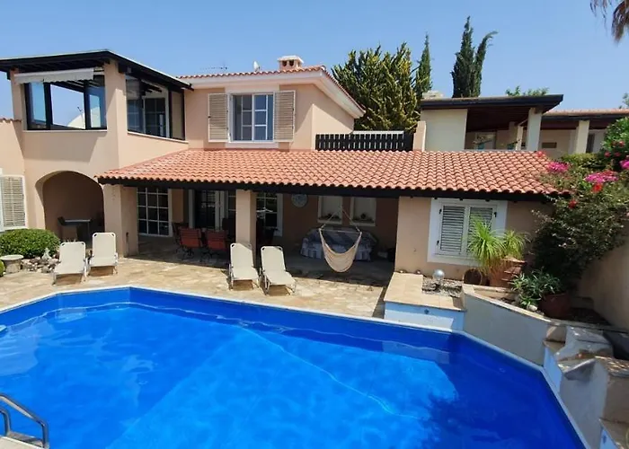 Villa Laonari Tsadha photo