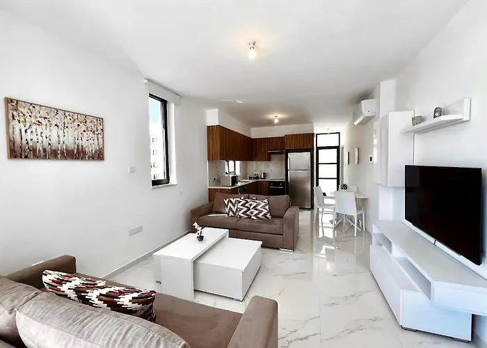 Hive 365 Apartment Livadhia photo