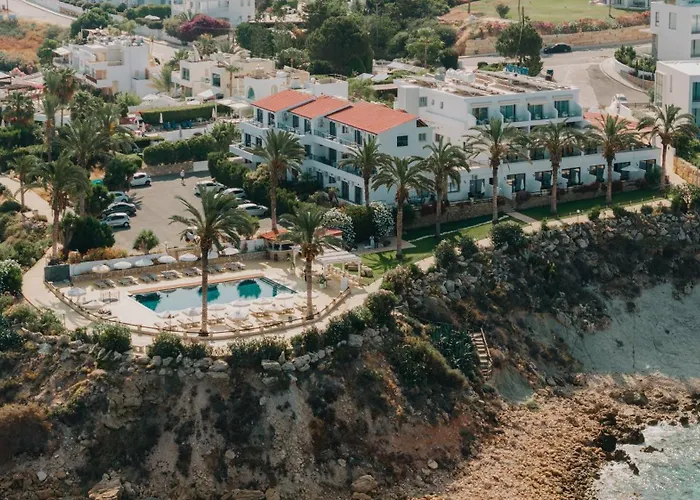Vrachia Beach Hotel & Suites - Adults Only Kissonerga photo