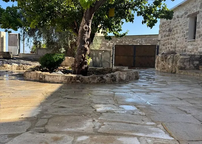 Cozy House With Indoor Fireplace Marathounta fotorgafie