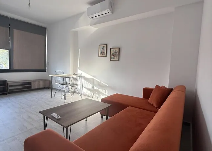 Фото Cozy Getaway In Central Lefkoa Caglayan