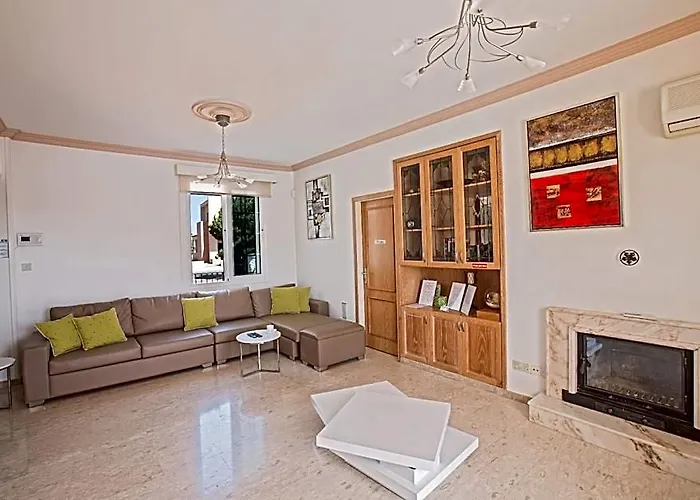 Фото Protaras Holiday Villa An75 Паралимни
