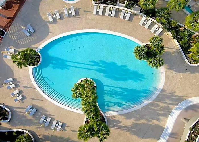 Radisson Beach Resort Larnaca Livádia képek